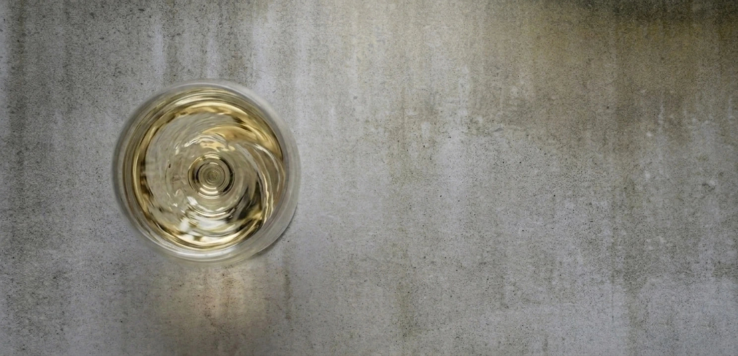 Vinos Blancos Finos: Joyas de Guarda y Pureza Mineral