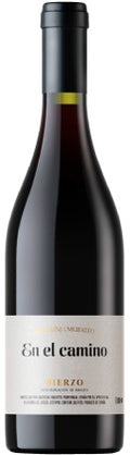 en el camino vino tinto bodegas michelini mufatto bierzo castilla leon españa