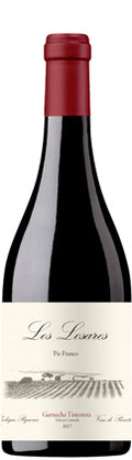 vino tinto con crianza los losares bodegas piqueras almansa