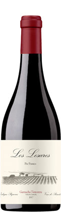 vino tinto con crianza los losares bodegas piqueras almansa